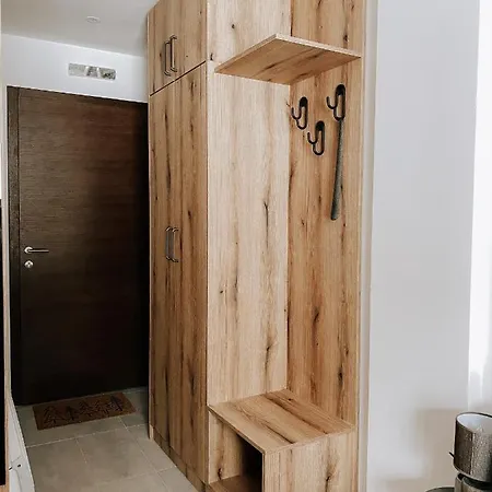 Zlatokosina Zona Milmari Nlux *