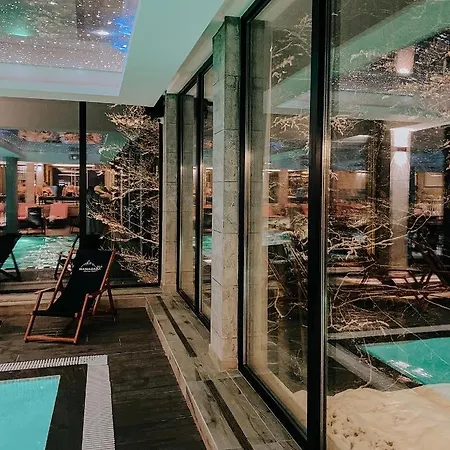 Zlatokosina Zona Milmari Nlux